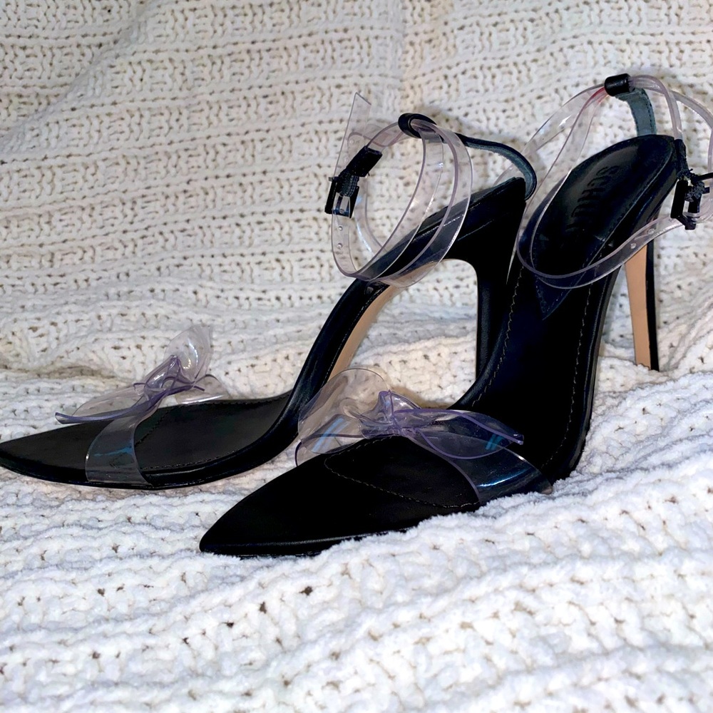Schutz brand strappy sandal with bow detail.